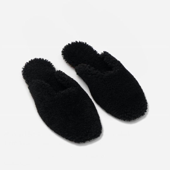 Sleeper shearling slippers in black NWOT - Picture 3 of 7